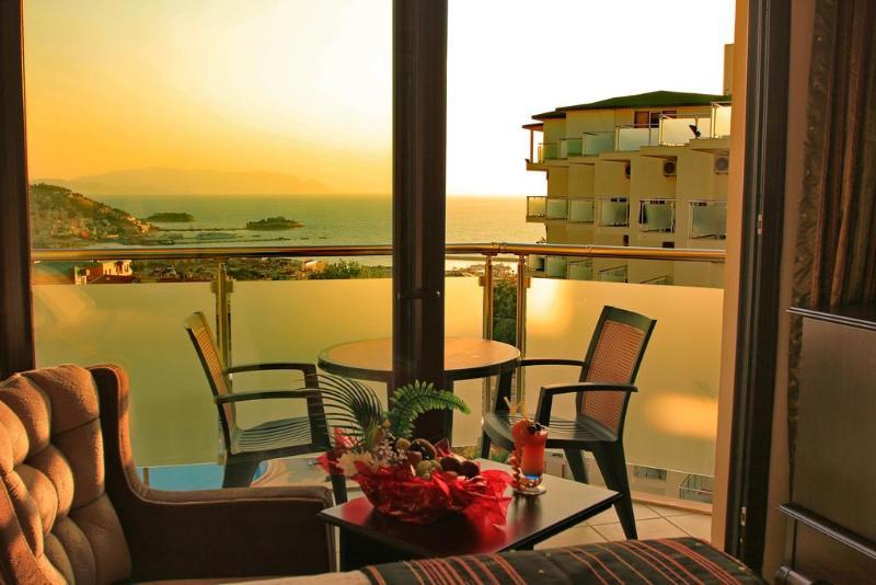 Odelia Resort Hotel Кушадасы Экстерьер фото